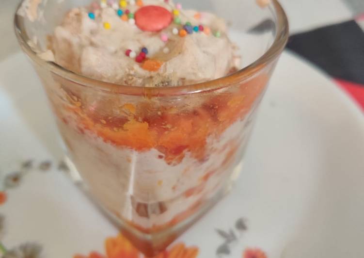Carrot halwa dessert with icecream