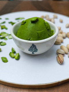 عکسی از دستور کره پسته (Pistachio Butter)
