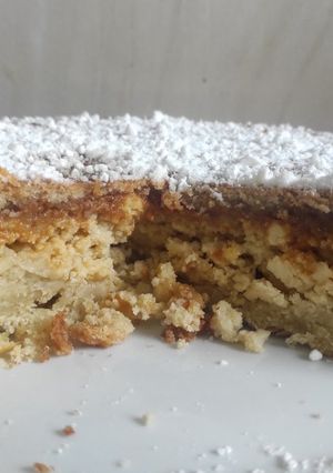 Una foto de Tarta de ricota y dulce de leche