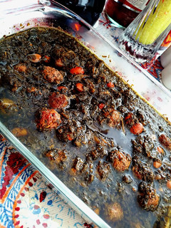 عکسی از دستور قرمه سبزی با گوشت قلقلی