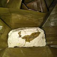 A picture of Pepes tahu daun kemangi.