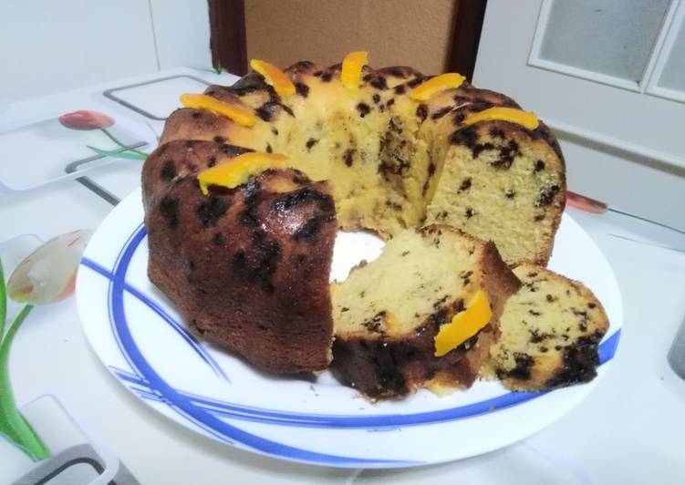 Bizcocho con fideos de chocolate y naranja confitada!!