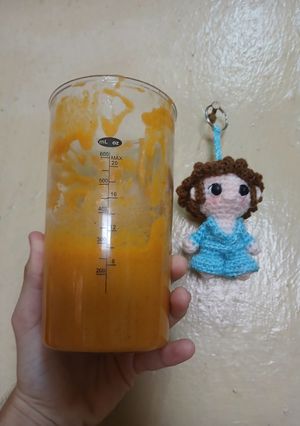 Una foto de Smoothie de plátano y zanahoria