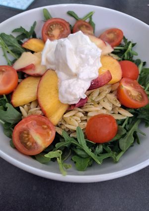 Une photo de Salade Orzo nectarine