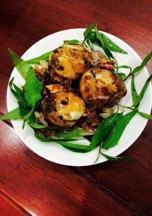 Hình của món Vịt lộn xào me ngon như ngoài hàng.