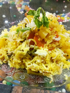 वेज दम बिरयानी (Veg dum biryani recipe in Hindi) रेसिपी मुख्य फोटो
