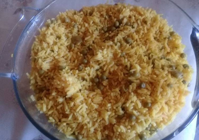 Recipe of Quick Rice with frozen peas