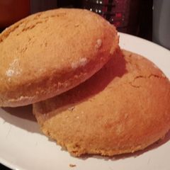 A picture of Jamaican bulla cake.