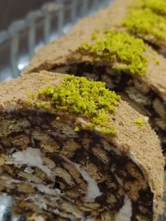 عکسی از دستور رولت خامه ای یخچالی