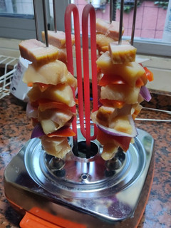 Una foto de Brochetas de pollo