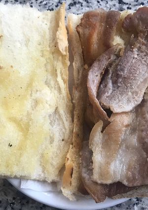 Foto principal de Bocata de tocino fresco con ajito