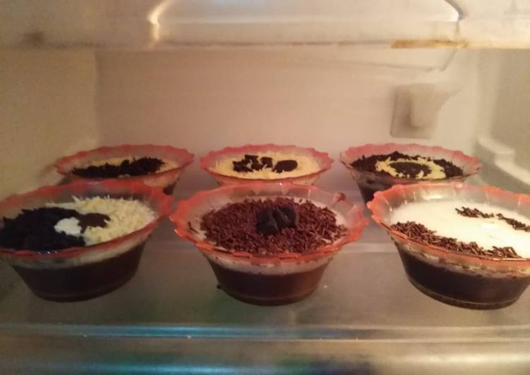 Puding Cokelat Vla Susu Vanila