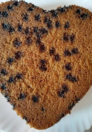 एग्ग्लेस थम्प अप केक (Eggless Thums Up cake recipe in hindi) रेसिपी मुख्य फोटो