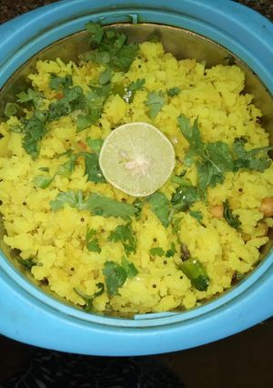 A picture of Poha batata.