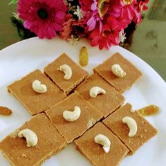 A picture of Besan (Gram flour) Burfi.