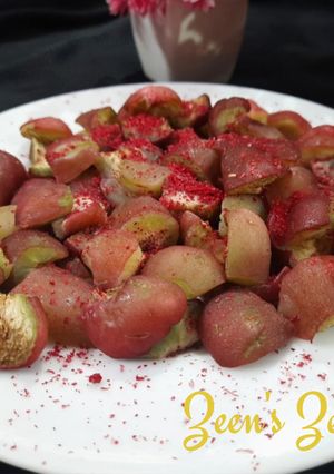 A picture of Cashew Apples with Sumac.