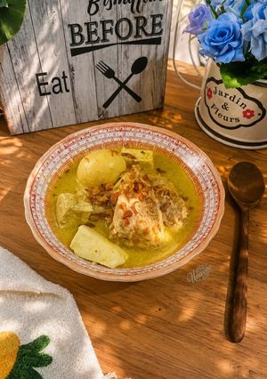 Foto resep Kari Ayam Telur Tahu Bumbu Sederhana
