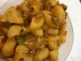 مكرونة بالتونة