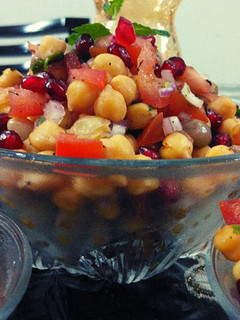 A picture of Healthy Chana Peanuts Salad.