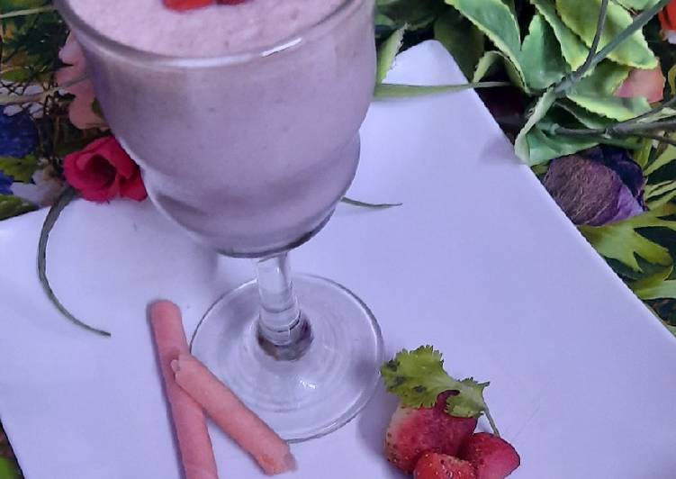 Guide to Prepare Strawberry banana milk shake in 24 Minutes for Young Wife