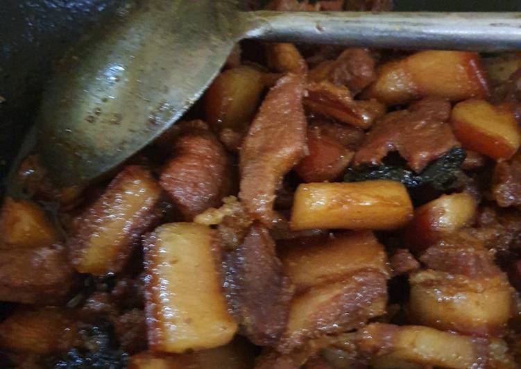 Bahan memasak Hong Bak (Babi Kecap) Non Halal Lezat
