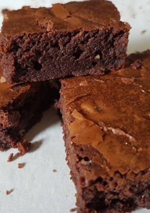 A picture of Moist brownie.