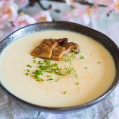 A picture of Chawanmushi Steamed Savoury Egg Custard 🇯🇵 🥣.