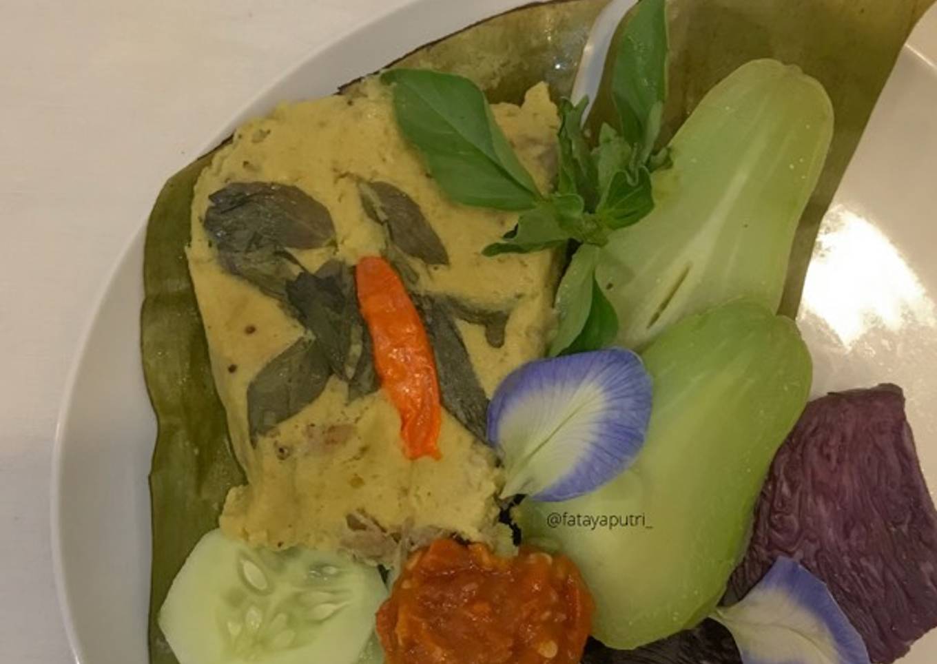 Pepes Ayam Kampung