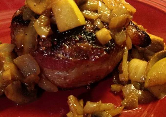 Apple Mushroom topped Sirloin