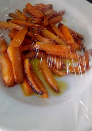 A picture of Buttered carrots.