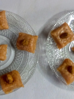 சுரைக்காய் பர்பி) (Suraikkai Barfi Recipe in Tamil) செய்முறை முக்கிய புகைப்படம்
