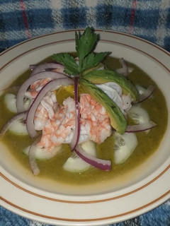 Una foto de Aguachile de camarón en salsa de mango