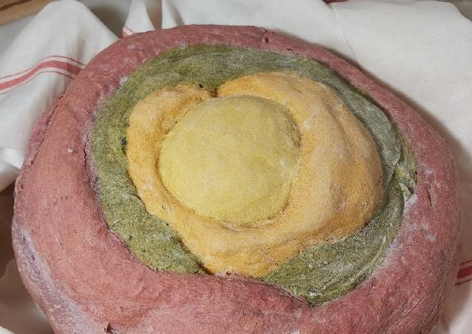 Pane Arcobaleno (Rainbow bread)