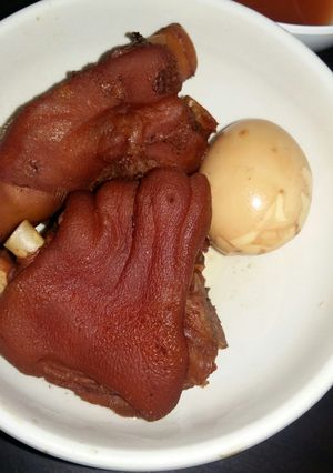 รูปของ ขาหมูพะโล้