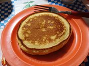 A picture of banana pancakes