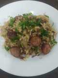 Arroz com lentilha e linguicinha