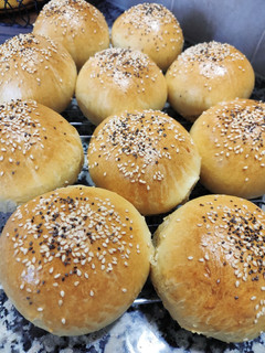 Φωτογραφία της συνταγής "Ψωμάκια για burger τύπου brioche"
