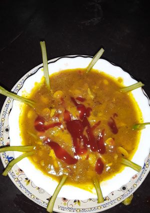 A picture of Soya bean dal curry.