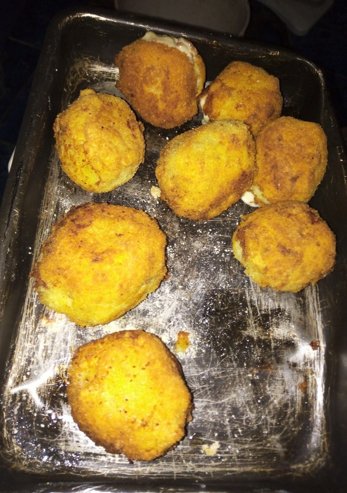Una foto de Bomba de Papas con Jamón y queso