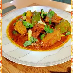 A picture of 👉#Karahi #Gosht #With #Naan!!.