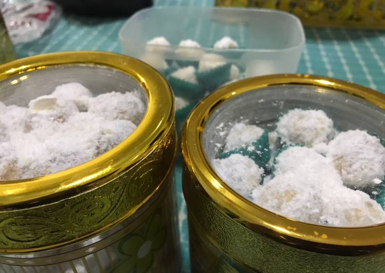 Resep Putri salju rapuh tanpa susu oleh Imroatus Solihah 