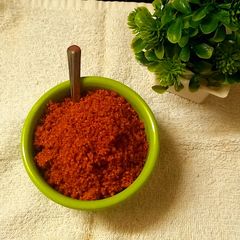 A picture of Achari masala with mango pickle.