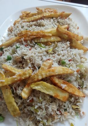 A picture of Chinese rice 😋😋😋😋.