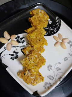 मैंगो बर्फी (Mango Barfi recipe in hindi) रेसिपी मुख्य फोटो