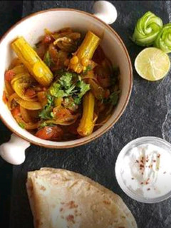 A picture of Drumstick Curry.