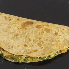 A picture of Roti Sandwich.