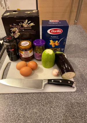A picture of Simple Fusilli vegetarian pasta.