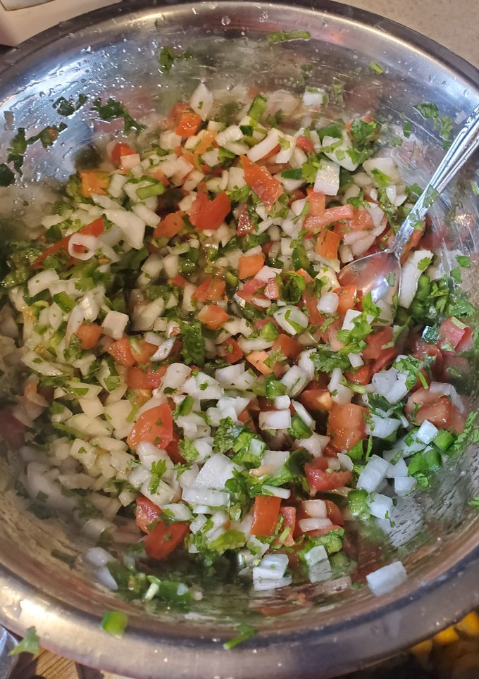 A picture of Pico de gallo.