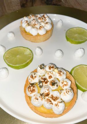 Une photo de Tartelettes citron meringuée