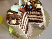 Kép erről: kinder csoki torta